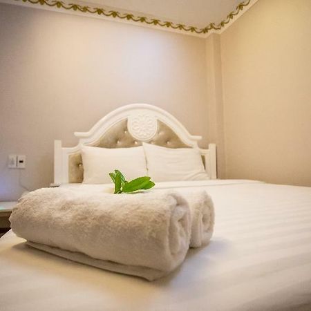 Bui Vien Walking Street Hotel Ho Chi Minh City Exterior photo
