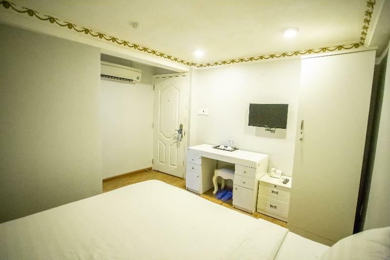 Bui Vien Walking Street Hotel Ho Chi Minh City Exterior photo